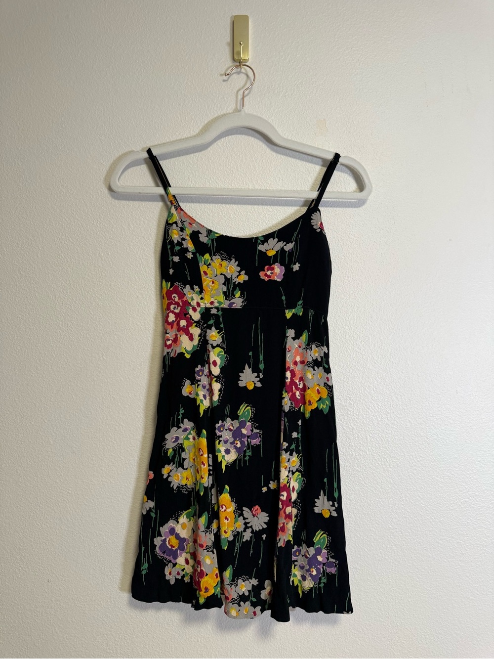 Betsey Johnson vintage black floral print mini slip dress Sz 4